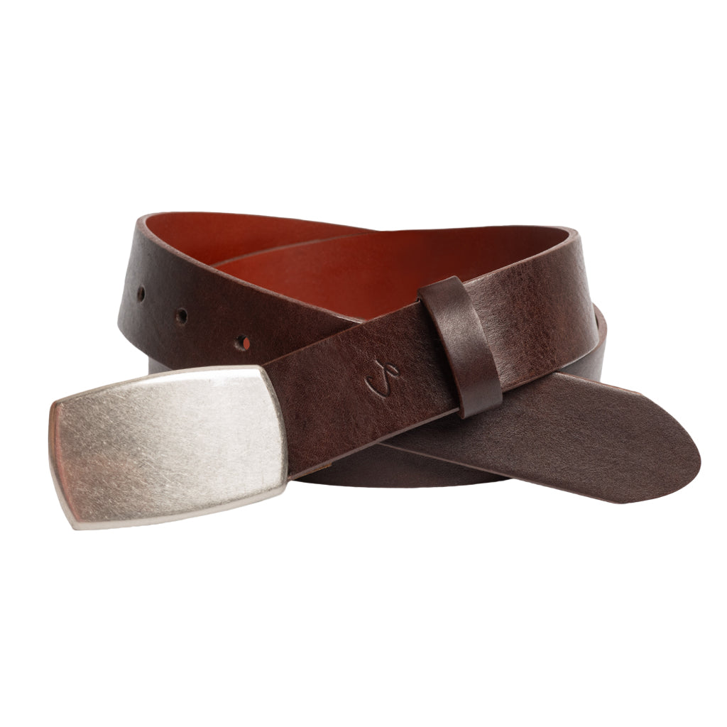 Soft hand stained Italian full-grain leather belt with textured plaque buckle